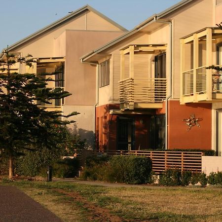 Апартаменты Newcastle Harbourside Terraces Экстерьер фото